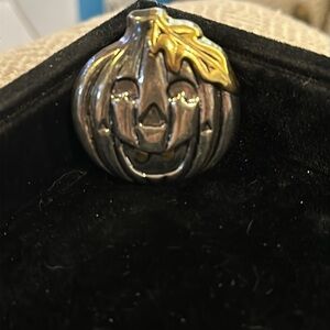 Vintage Best Jack-o-lantern still has original orange tint on leaf & teeth EUC